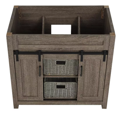 Chesterton 36" Freestanding Bathroom Vanity with White Quartz Top and Vitreous China Undermount Sink