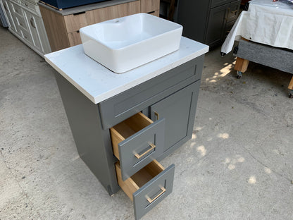 T-Dark Grey Shaker