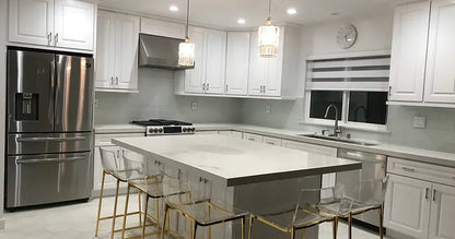 T-Frosty White Raised Panel