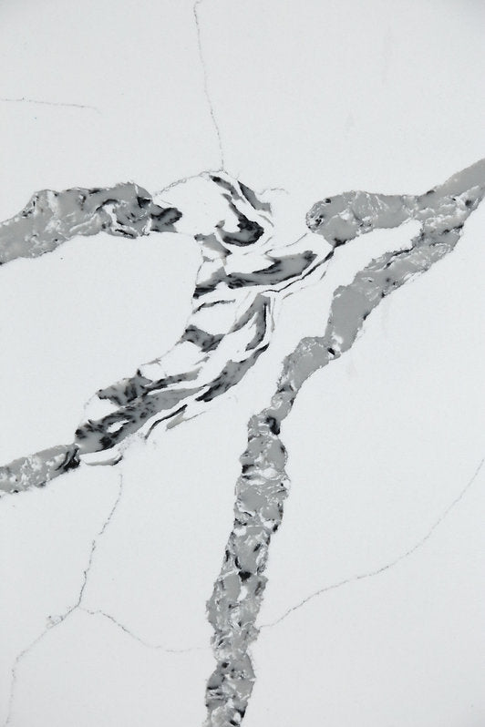 Dio-Calacatta Ariston Quartz Slab