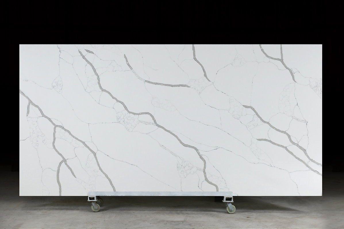 Dio-Calacatta Venus Quartz Slab