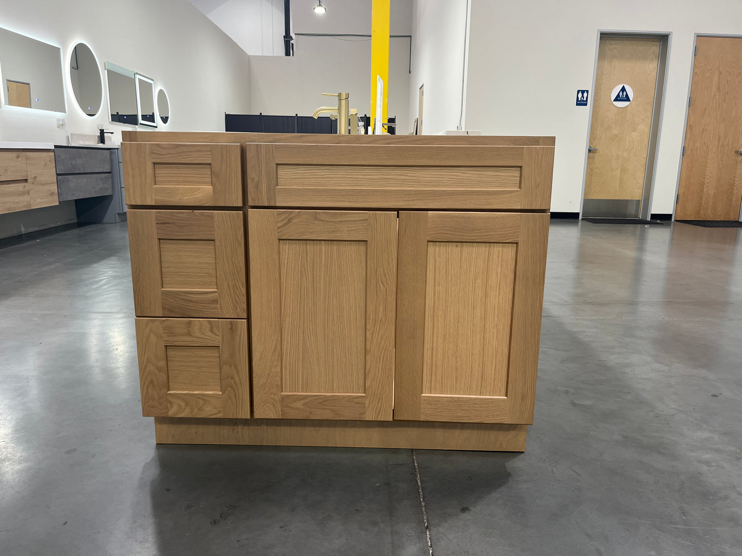 DK-Redondo Oak Shaker