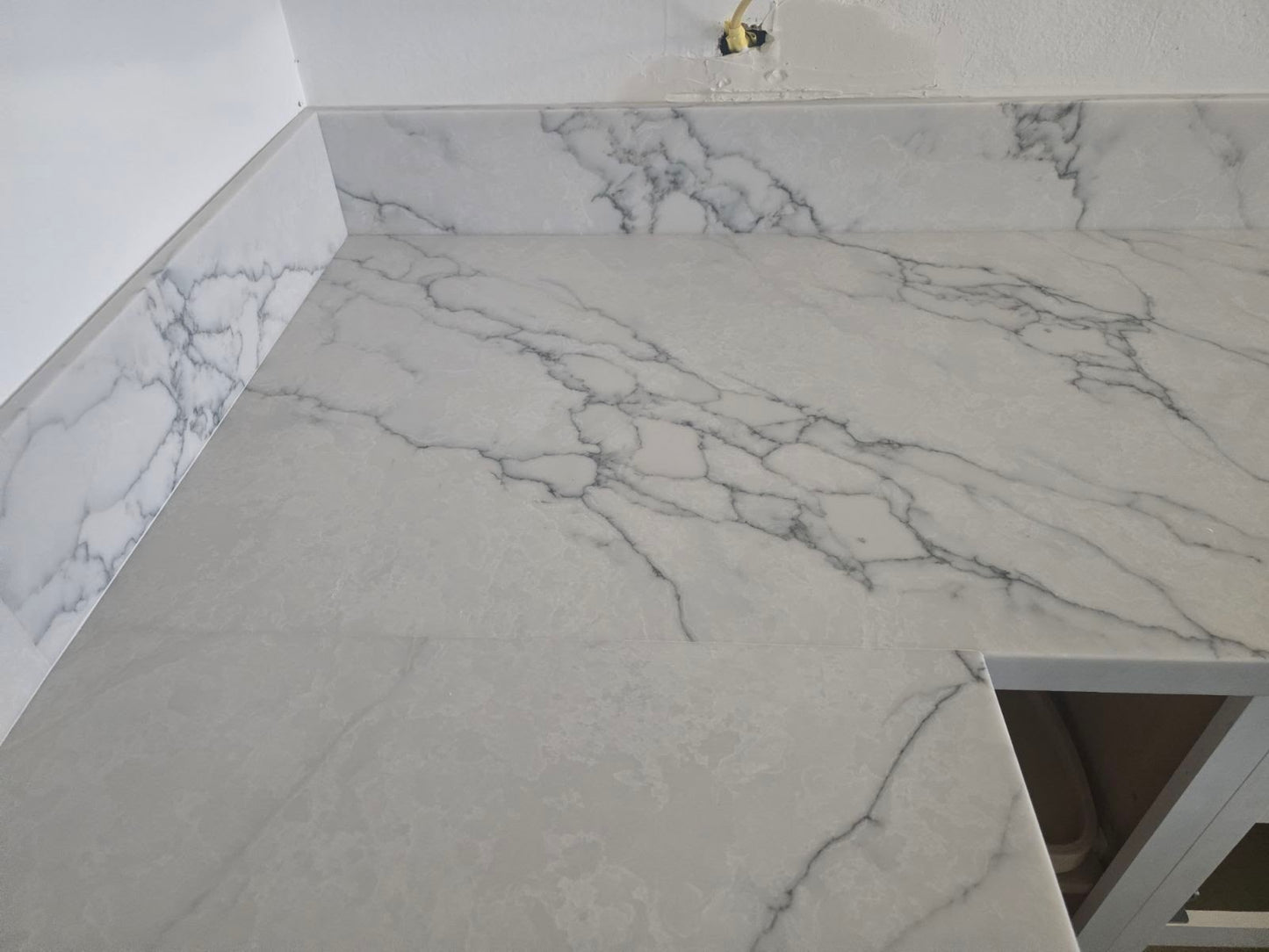 ES-Macaubas Quartz Slab