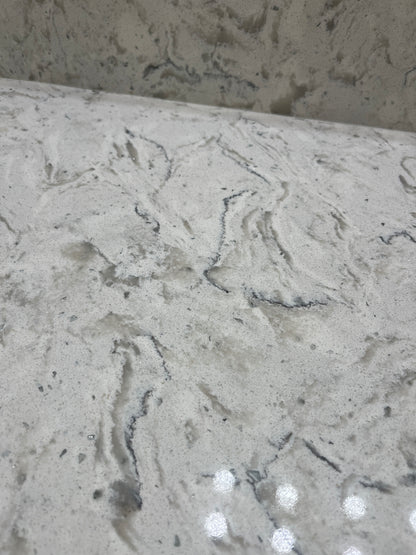 ES-White Cloud Quartz Slab