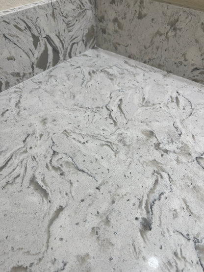 ES-White Cloud Quartz Slab