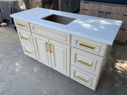 L-Ivory White Raised Panel