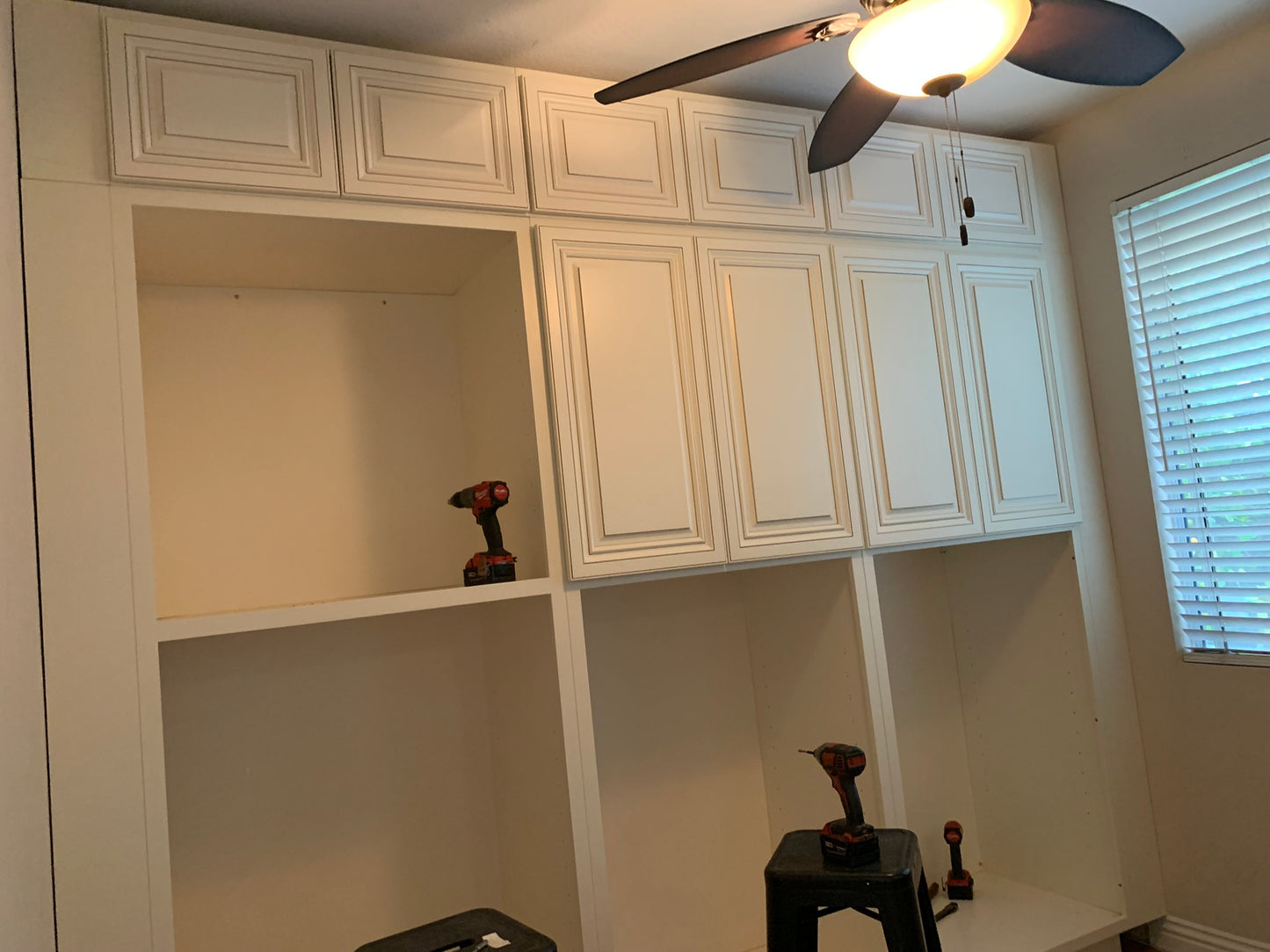 L-Ivory White Raised Panel
