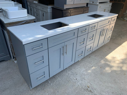 L-Light Grey Shaker