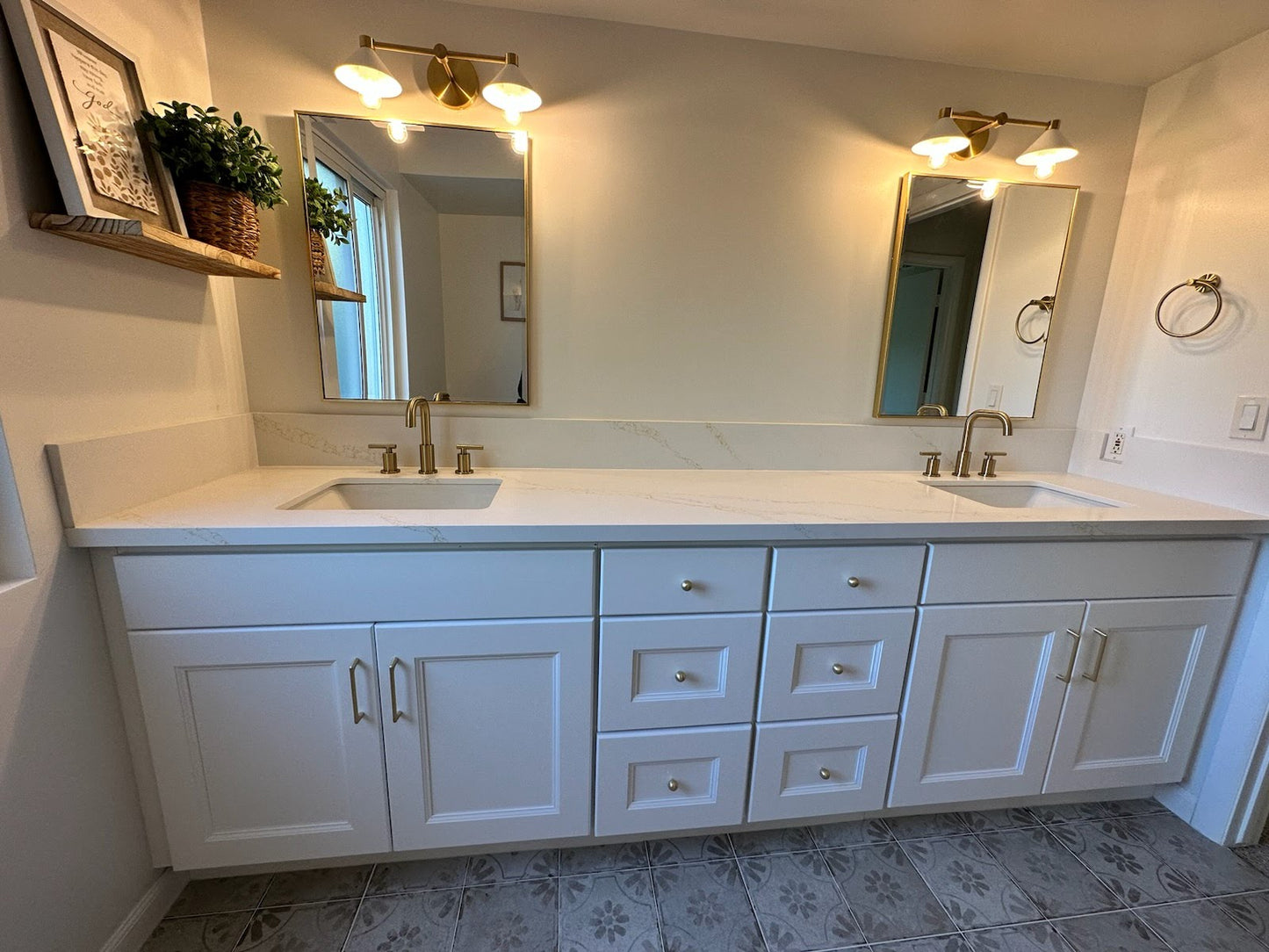 L-Modern White Shaker