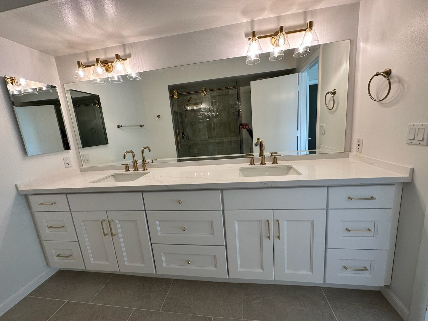 L-Modern White Shaker