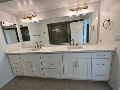 L-Modern White Shaker