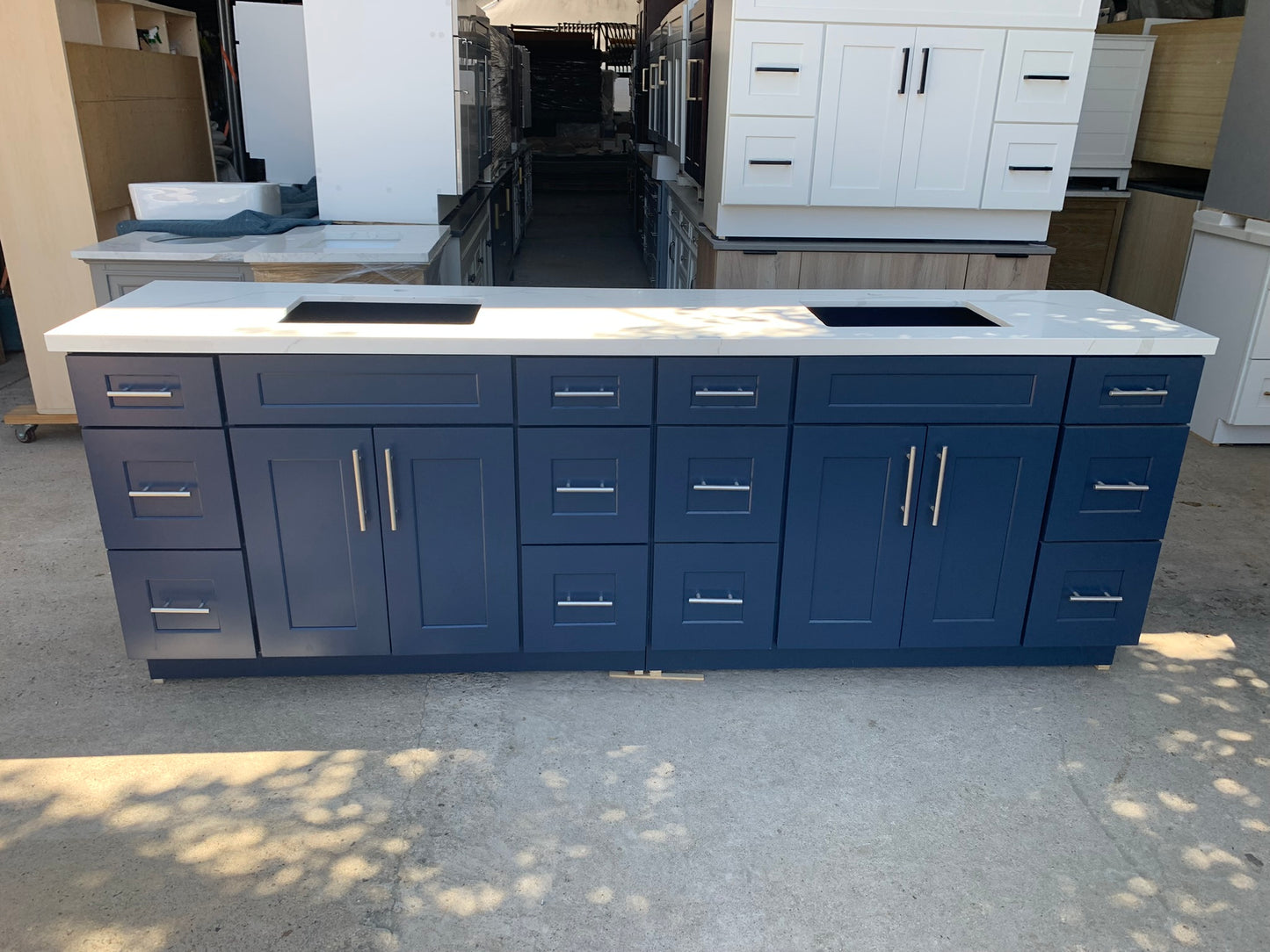 L-Royal Blue Shaker