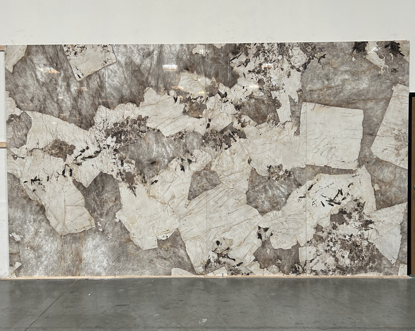 GM-Atlas Concorde HybridSlab™ Desert Soul Rectified Porcelain Slab