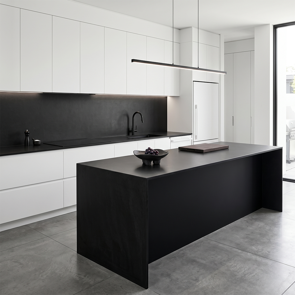 GM-Atlas Plan PorcelainTop™ Absolute Black Porcelain Slab