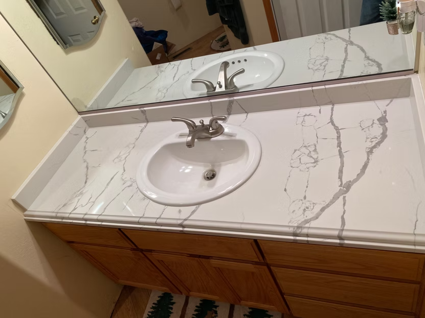 GM-Calacatta Aurora Quartz Slab
