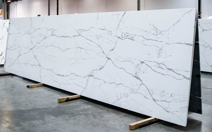 GM-Calacatta Aurora Quartz Slab