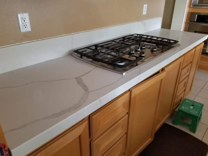 GM-Calacatta Luna Quartz Slab