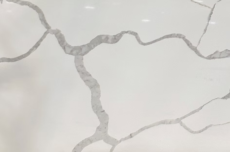 GM-Calacatta Luna Quartz Slab