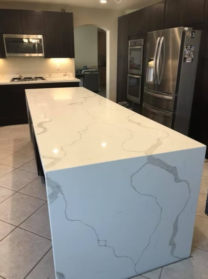 GM-Calacatta Luna Quartz Slab