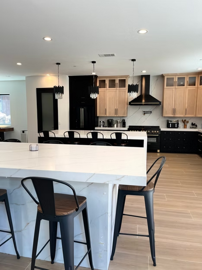 GM-Calacatta Rama Quartz Slab