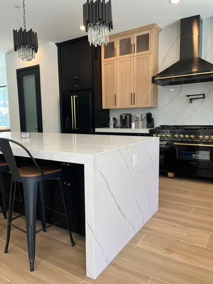GM-Calacatta Rama Quartz Slab