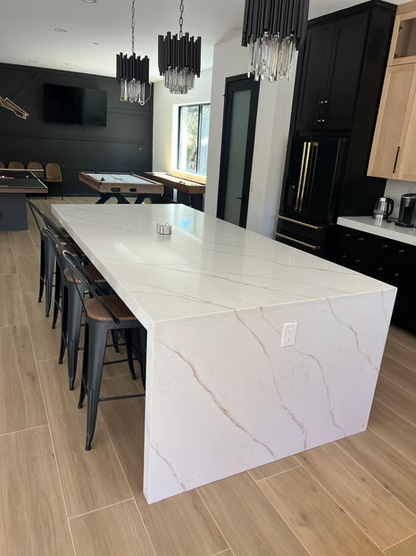GM-Calacatta Rama Quartz Slab