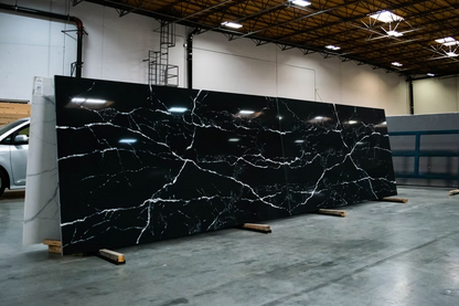GM-Calacatta Rayo Quartz Slab
