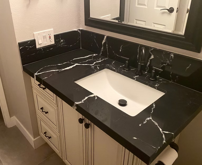 GM-Calacatta Rayo Quartz Slab