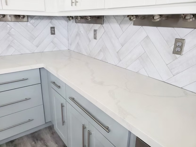 GM-Calacatta Vene Quartz Slab
