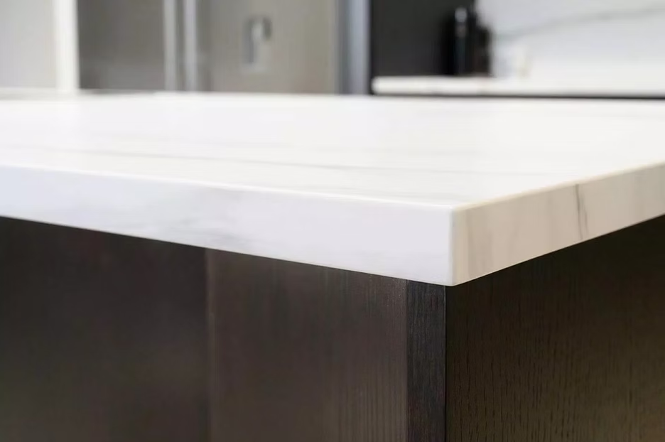 GM-Florim PorcelainTop™ Calacatta Gold Porcelain Slab