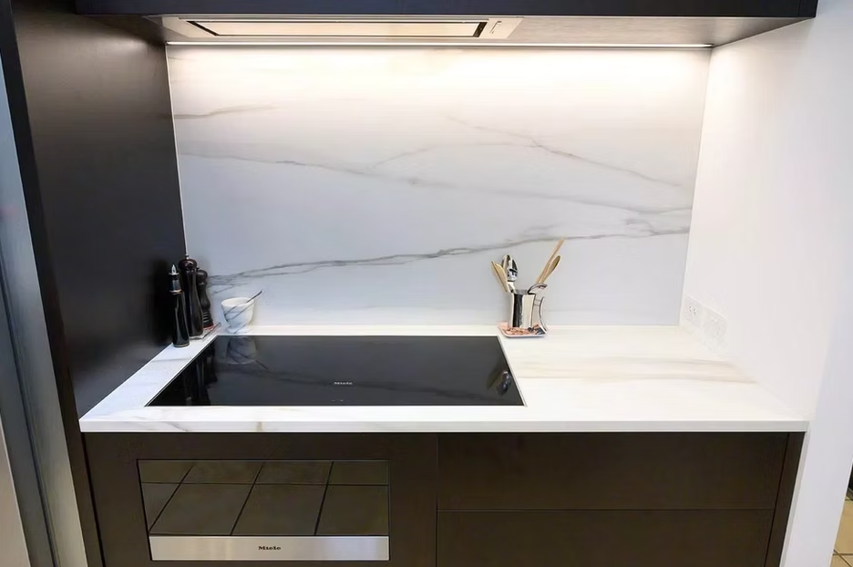 GM-Florim PorcelainTop™ Calacatta Gold Porcelain Slab
