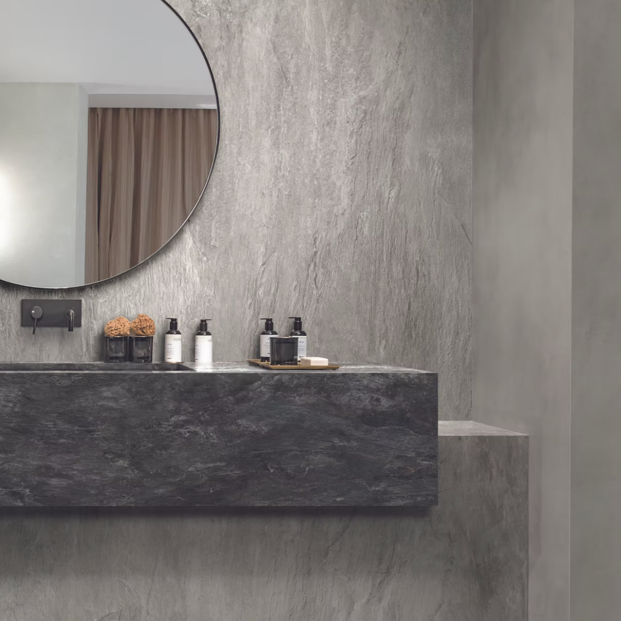 GM-Florim PorcelainTop™ Stone Noir Porcelain Slab