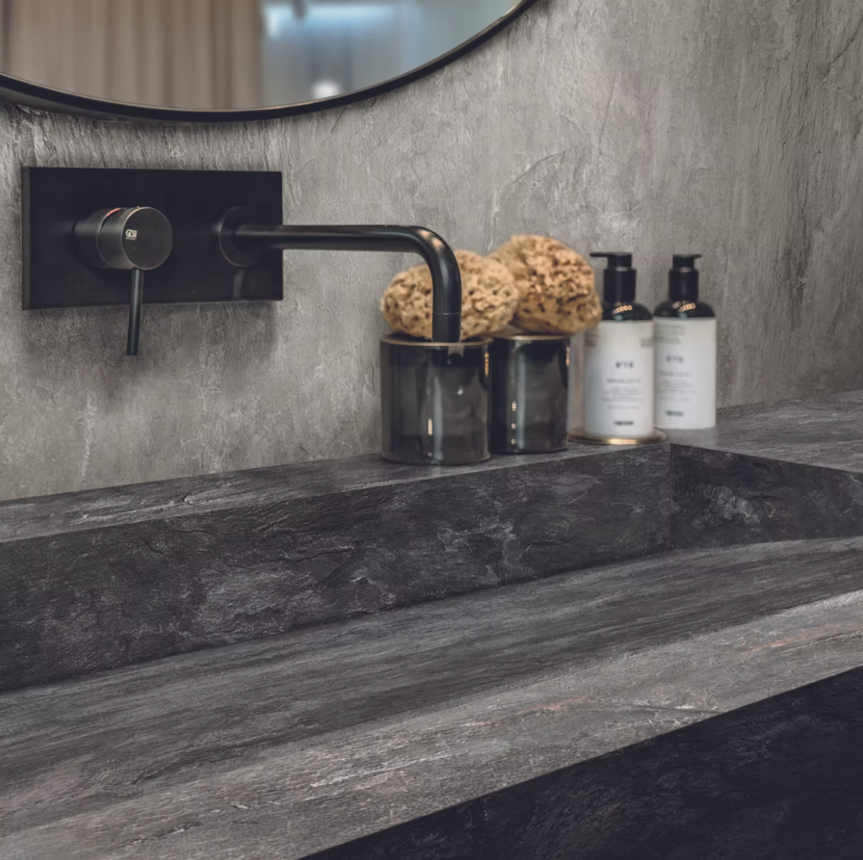 GM-Florim PorcelainTop™ Stone Noir Porcelain Slab