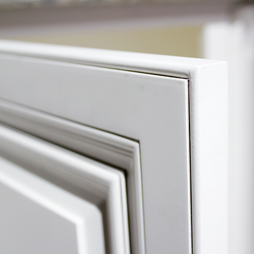 GC-Antique White Raised Panel