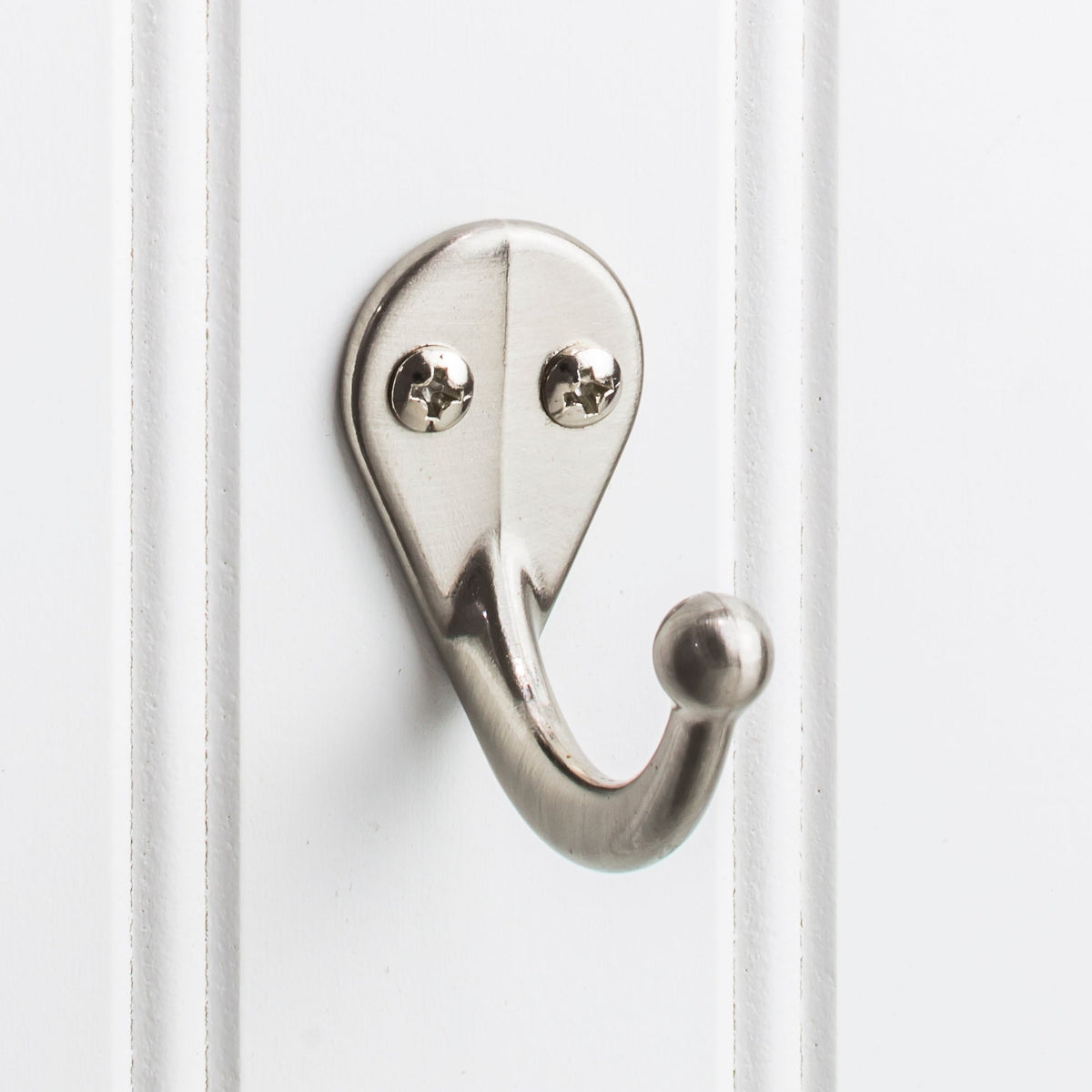 Elements 1 3/4" Traditional Single Prong Ball End Wall Hook in Satin Nickel