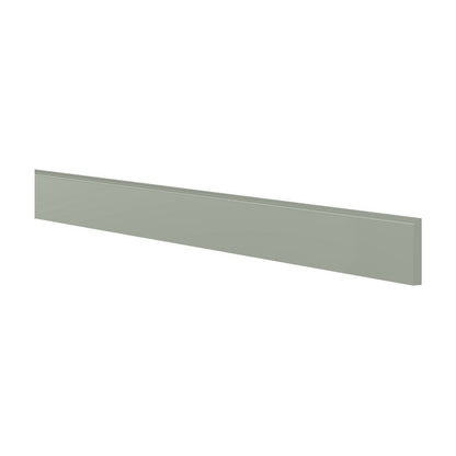 8'L Furniture Base Molding in Sage Green