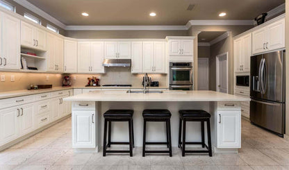 INC-Malibu Antique White Shaker