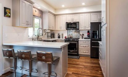 INC-Malibu Ash Taupe Shaker