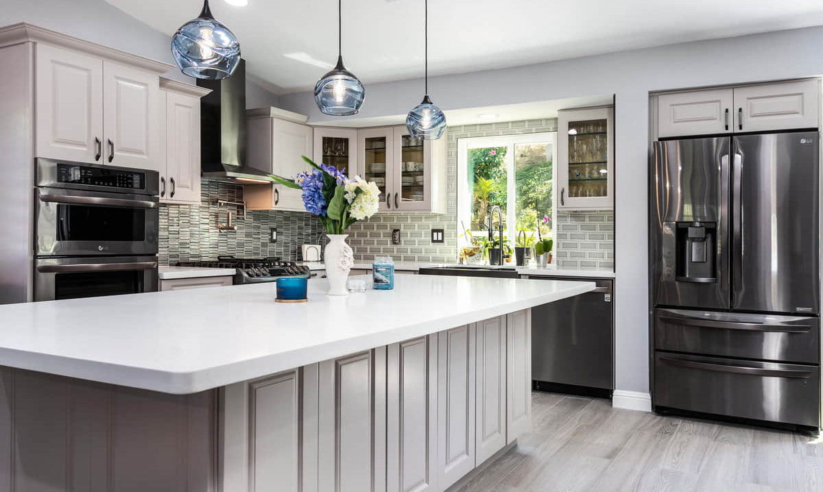 INC-Malibu Ash Taupe Shaker
