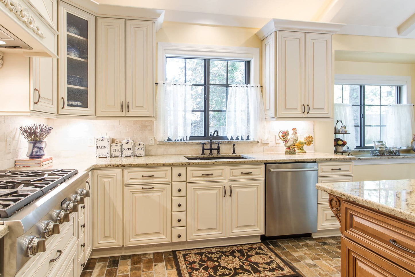 JK-Creme Glazed Raised Panel