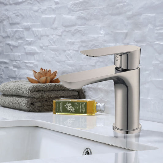 Edvin Bathroom Lavatory Faucet, Solid Brass body, single hole installation