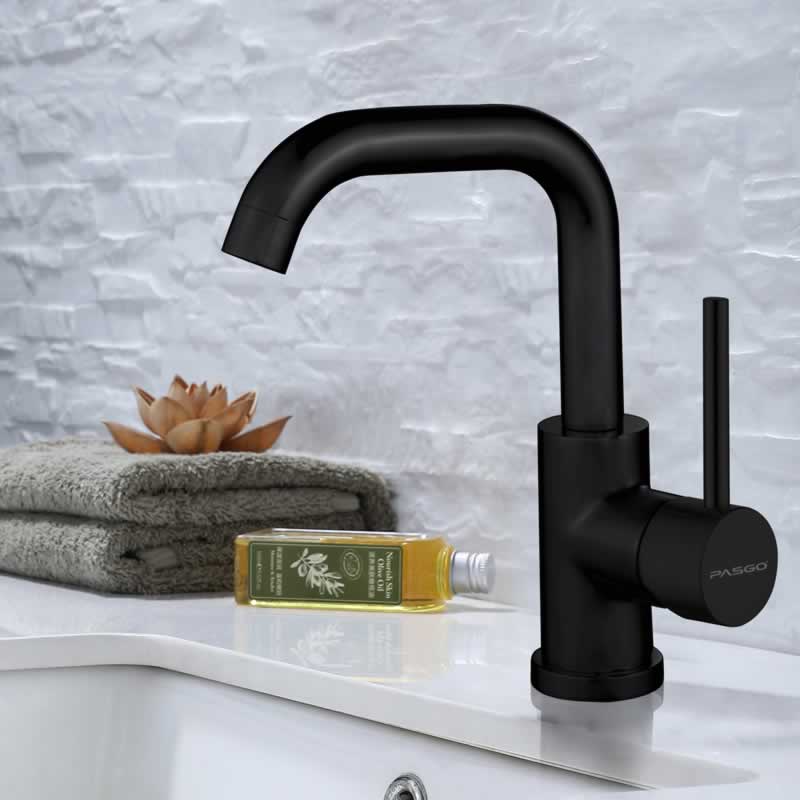 Langley Bathroom Lavatory Faucet, Solid Brass body, single hole installation