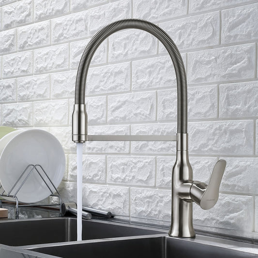 Liam Kitchen Faucet in Solid Brass with pull out spray