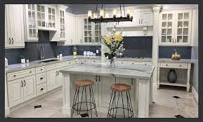 AK-Lancaster Antique White Raised Panel
