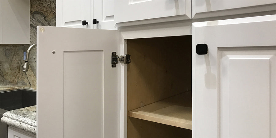 AK-Madison Hillcrest White Raised Panel