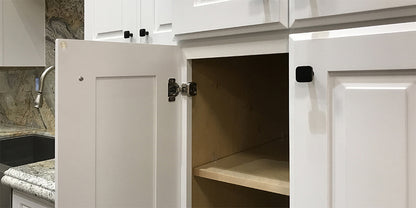 AK-Madison Hillcrest White Raised Panel
