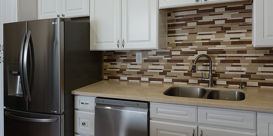 AK-Madison Hillcrest White Raised Panel