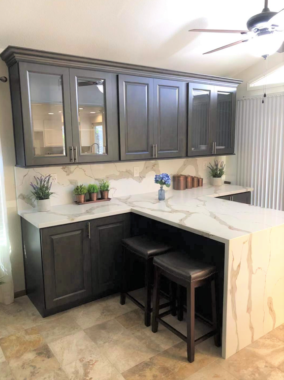 LX-Calacatta Gold Quartz Slab