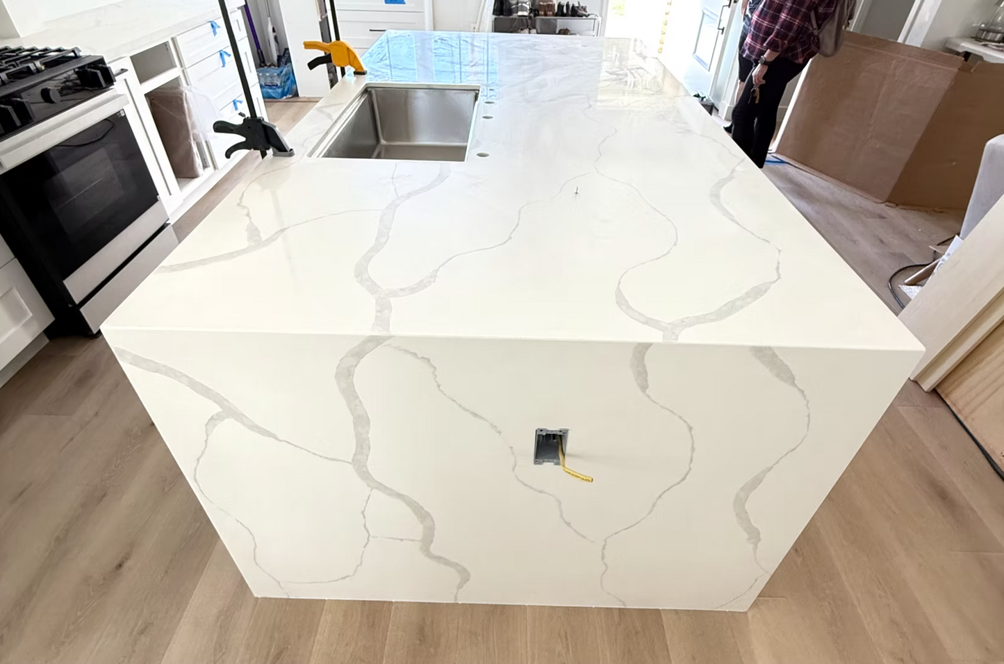 LX-Calacatta White Quartz Slab