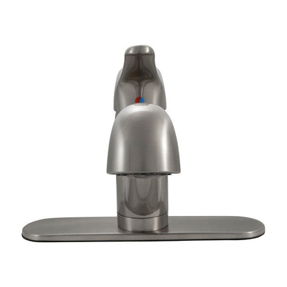 AcquaLuxe 805 Pull-Out Kitchen Faucet in Brushed Nickel, detail view